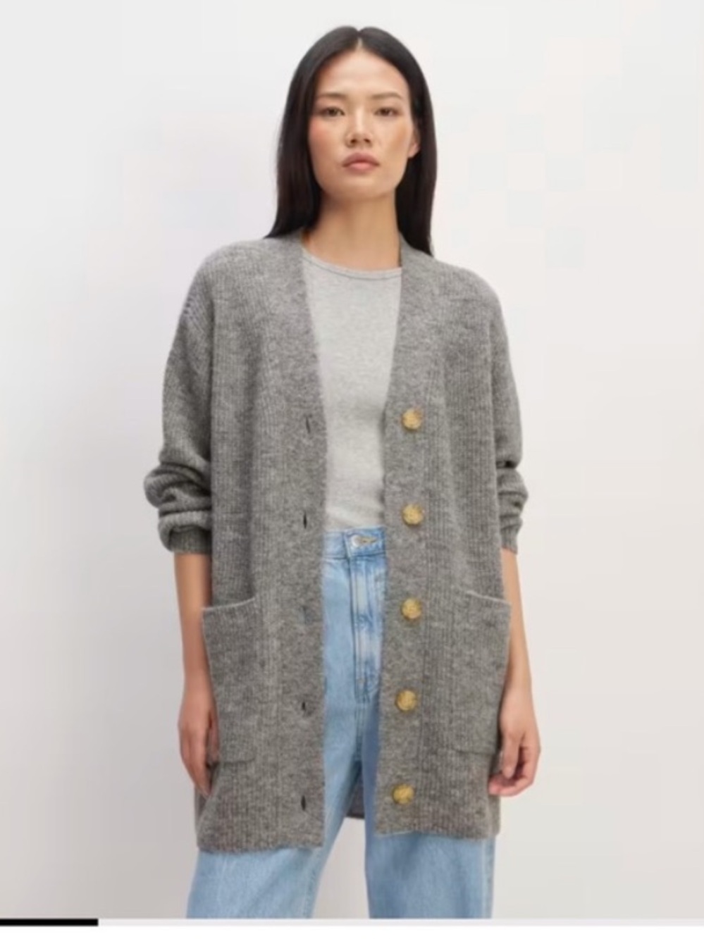 Everlane The Oversized Alpaca Pocket
Cardigan
